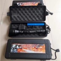 Đèn Pin tiêu chuẩn IPX5