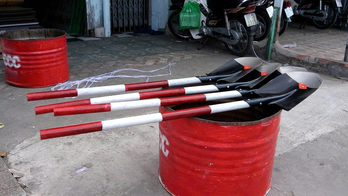 Xẻng xúc cát