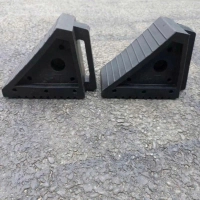  CỤC CHÈN BÁNH XE TẢI 210 X 150 X 105