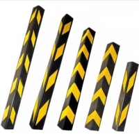 ỐP CỘT VUÔNG CAO SU PHẢN QUANG